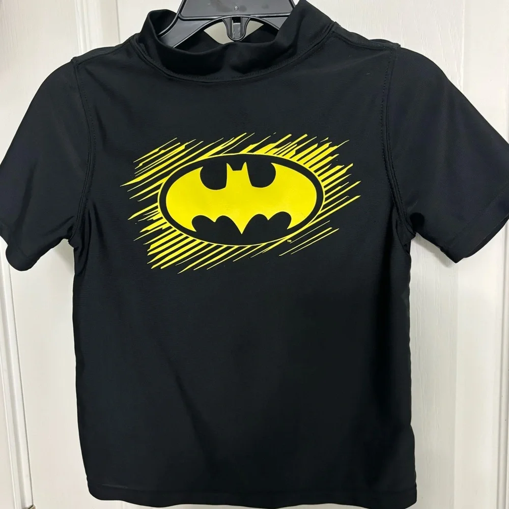 Batman Rash-guard Size 3T - Picture 1 of 3